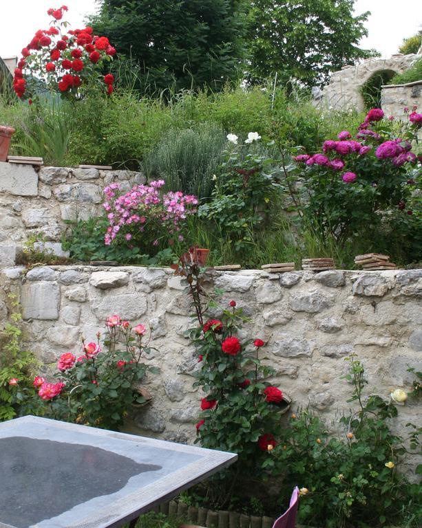 Chambre D'Hotes La Romarine Barnave Kültér fotó