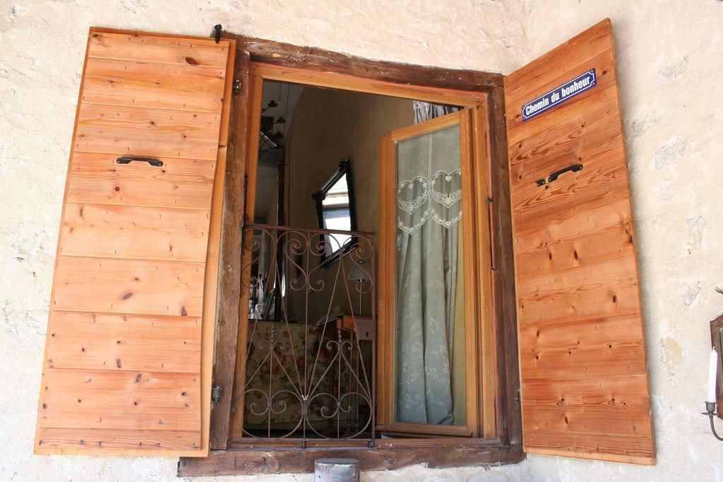 Chambre D'Hotes La Romarine Barnave Kültér fotó